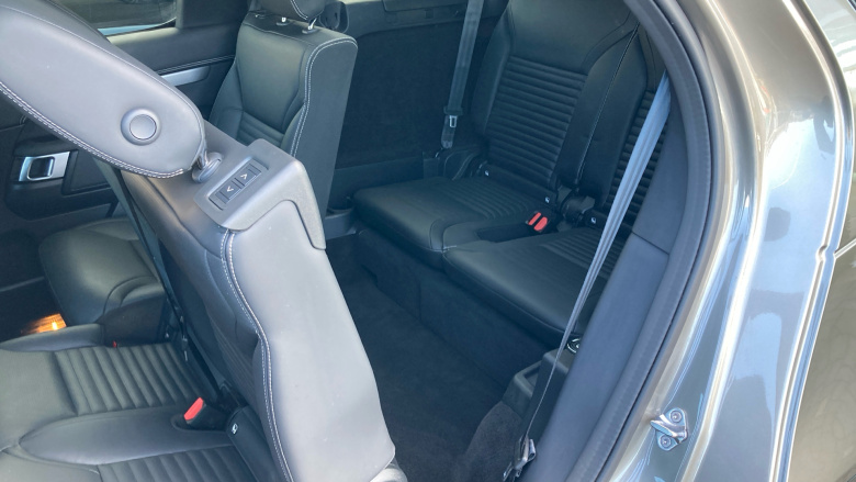 Land Rover Discovery 3.0 D350 Dynamic HSE 5dr Auto Diesel Station Wagon